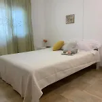 Casa Oura Located 100 Metres From The 阿尔布费拉