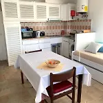 Casa Oura Located 100 Metres From The Apartamento *