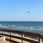 Apartamento Casa Oura Located 100 Metres From The *