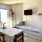 Casa Oura Located 100 Metres From The Apartamento Albufeira